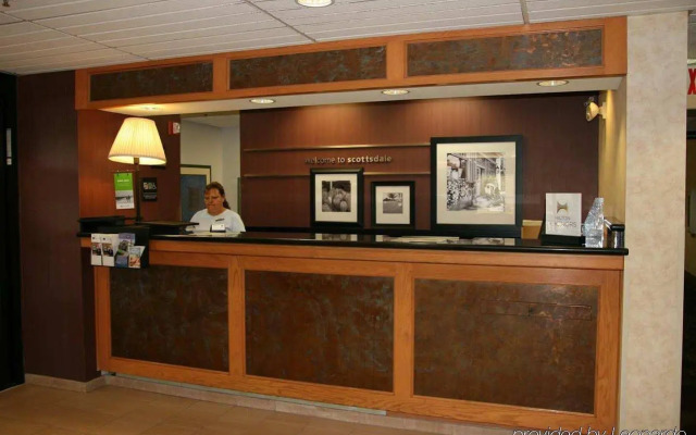 Hampton Inn & Suites Phoenix/Scottsdale on Shea Boulevard