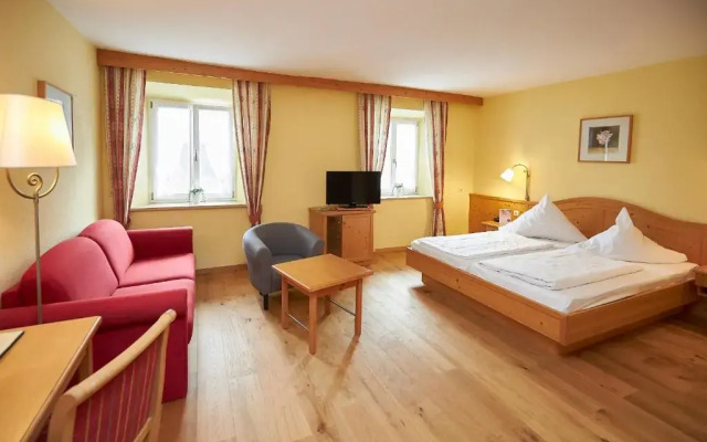 Gasthof-Hotel Zur Post Samerberg