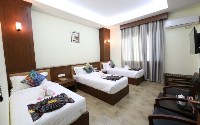 Royal Peacock Hotel