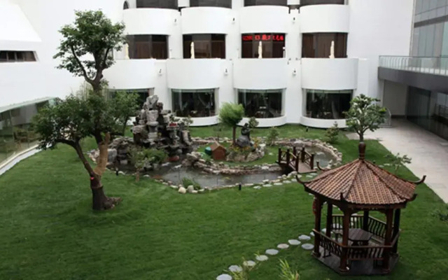 Beijing International Hotel