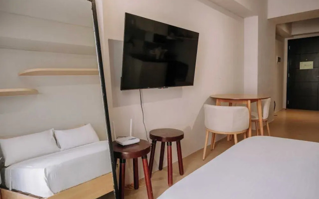 Serene Zen Studio Retreat