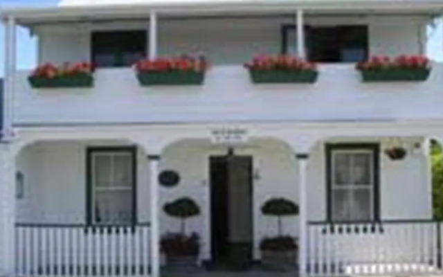 The Martinborough Connection