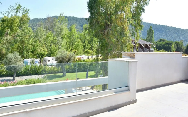 Luxury Rental Villa for 14 People