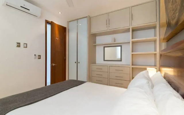 Menesse 205 by CocoBR