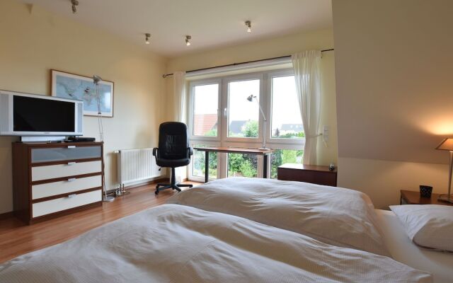 Cozy Holiday Home in Rakow near Beach