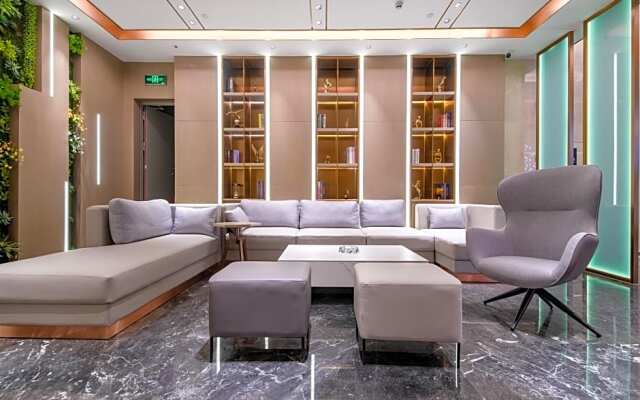 Lavande Hotel (Kunming Railway Station)