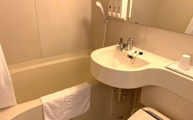 Toyoko Inn Tokyo Nihombashi Mitsukoshi Mae A4