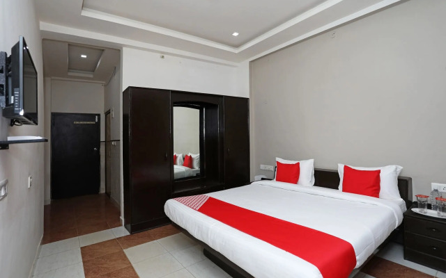 OYO 10967 Dhola Maru Resort