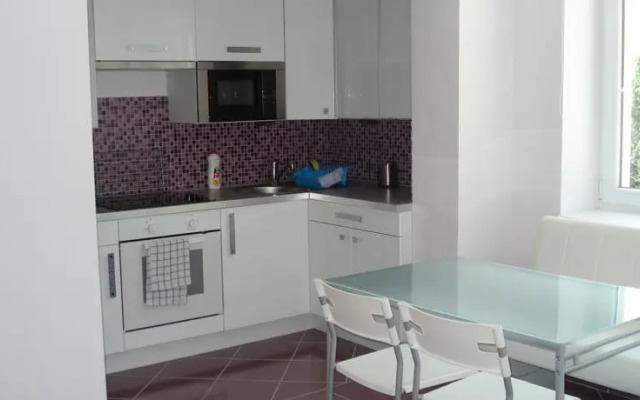 Balatoni-Panoráma Apartmanház