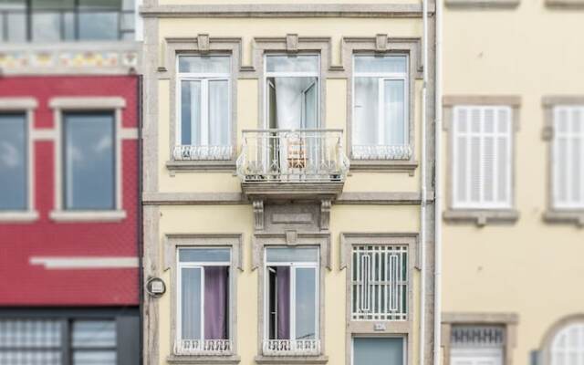 SwissPorto Guest House