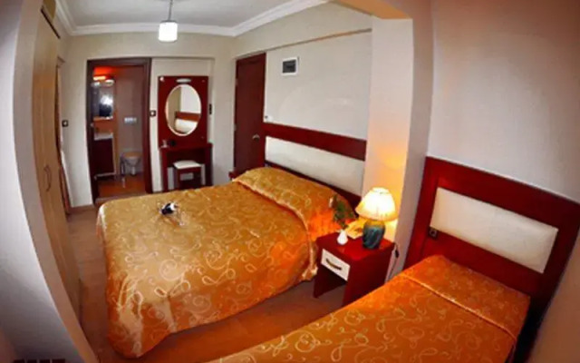 Moneta Boutique Hotel