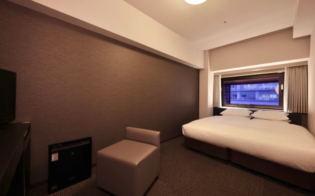 MINAMISENRI Crystal Hotel