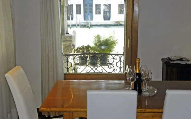 La Felice Canal Grande