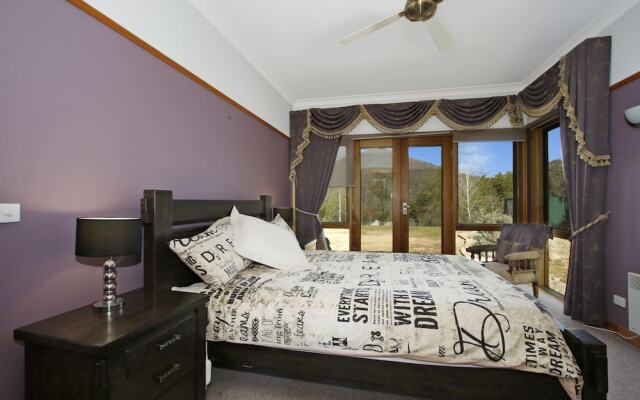 Quins Gap Private Retreat