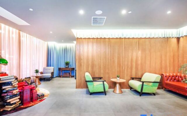 JAMES JOYCE COFFETEL （Chongqing Guanyinqiao Jiujie Store)