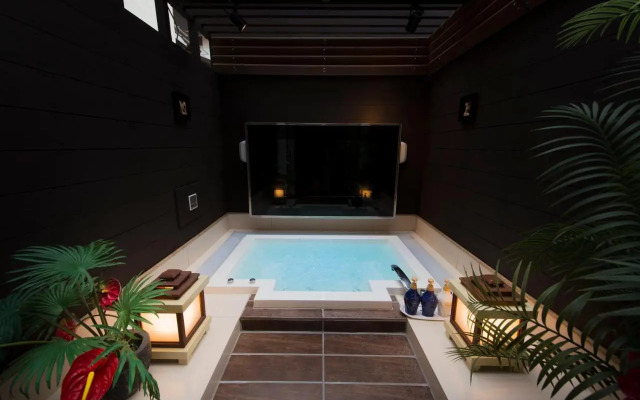 Hotel W-Bagus (Adult Only)