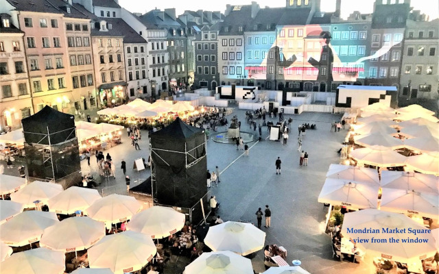 MONDRIAN Luxury Suites & Apartments Market Square IV