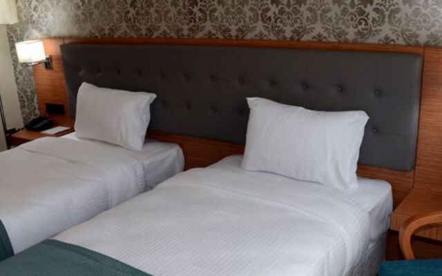 Çınar Park Otel