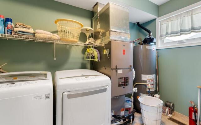 355 E 24th Ave, Unit 1