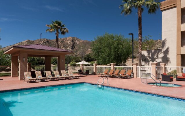Courtyard by Marriott Santa Clarita Valencia