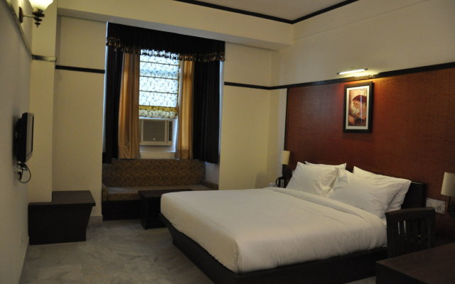 Hotel Krishna Sagar NH-24