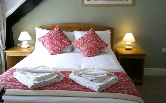 The Crown Hotel