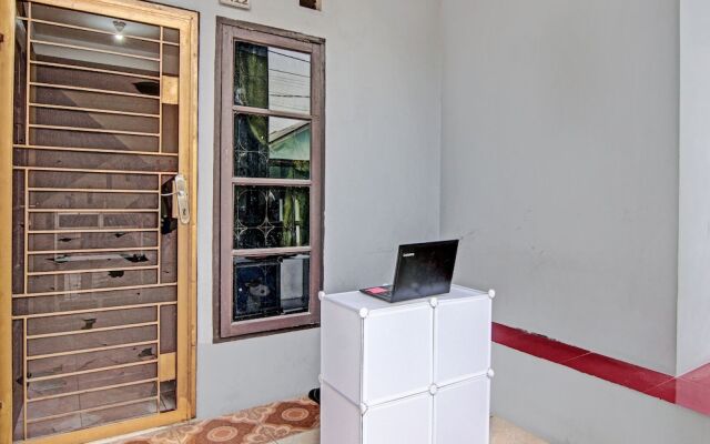 Hotel O Homestay Dinda Syariah Near Masjid Al Amin