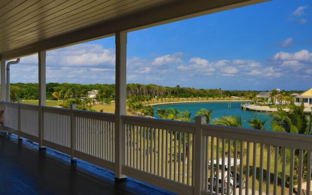 The Sandpiper Inn & Cottages