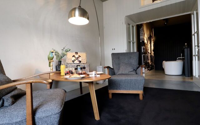 Van der Gang Suites