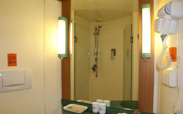 Motel 168 Qingdao Changjiang Middle Road