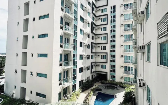 Spacious & Chic Loft Haven