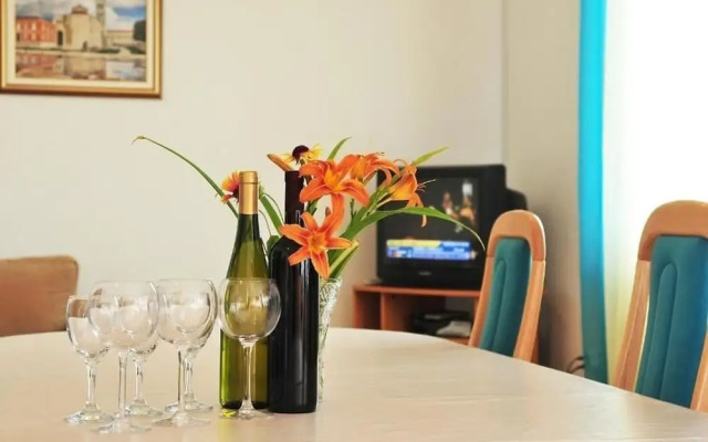 Ljilja - 10m From the sea With Parking - A4