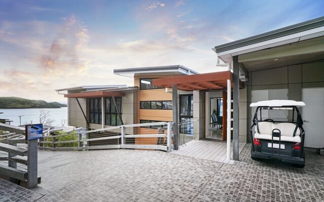 Hidden Cove Villa 6