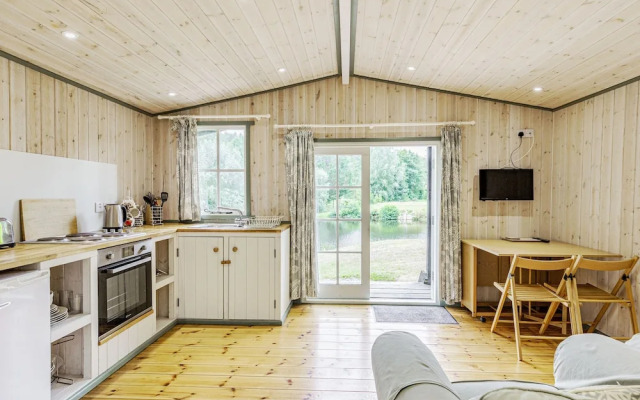 Lakeside Cabin