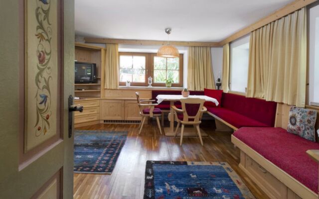 Ferienhaus Gasser 28064
