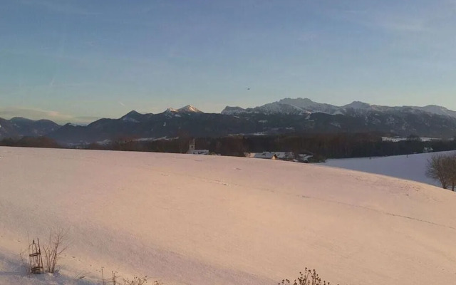 Mountain View Comfortable Holiday Residence