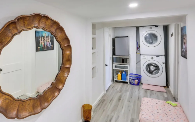 Pet-friendly California Abode w/ Fenced-in Yard!