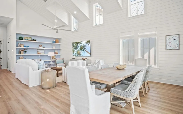 Salty Beaches 226 BAR