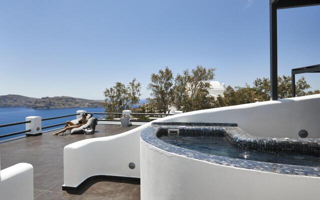 Oia Suites