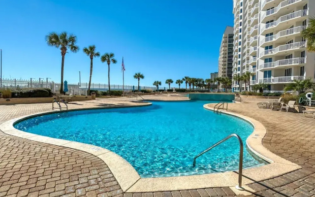 Silver Beach Towers - Penthouse106e