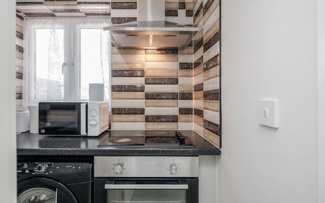 Remarkable 1-bed Studio in Dagenham