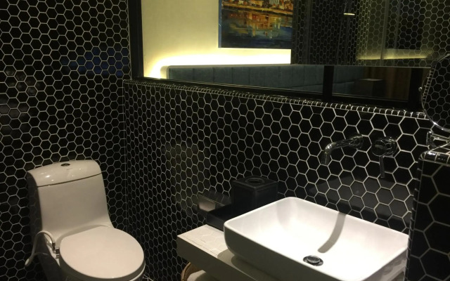 M Roof Hotel & Residences