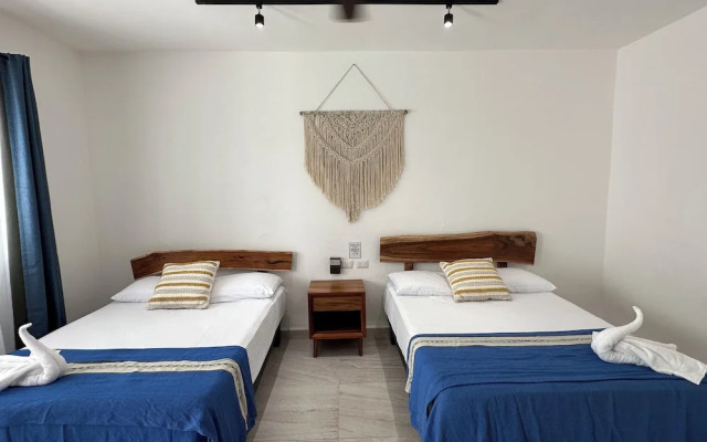 Plaza Nardos Hotel & Suites