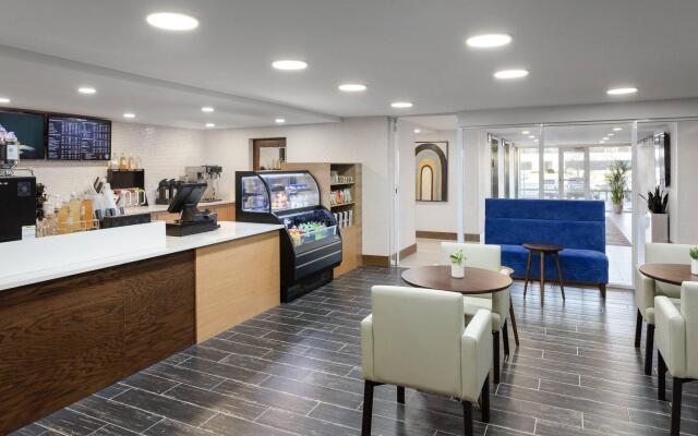 Delta Hotels by Marriott Indianapolis Airport