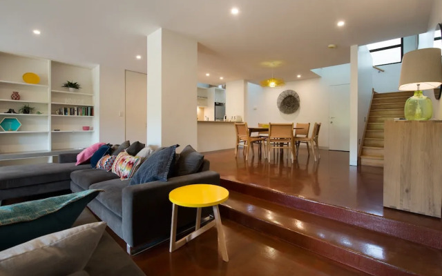 Lake Daylesford Lodge 3