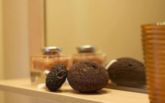 Asikiko Suites
