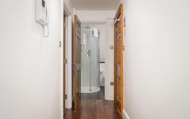 Apartment 5, 48 Bishopsgate by City Living London