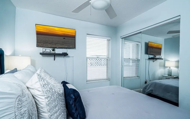 Pelican312 2 Bedroom Condo by RedAwning