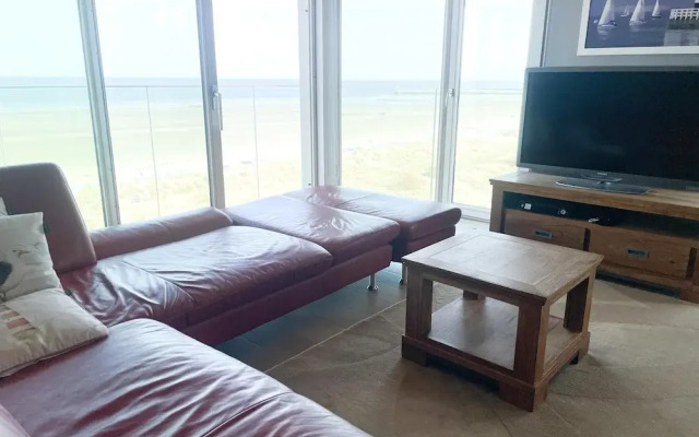 Apartment in Nieuwpoort With sea View