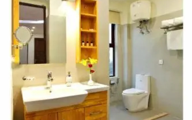 Phoenix Suites